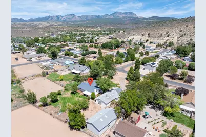 8191 N Sapphire Dr, Saint George, UT 84770 - Photo 39