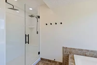 8191 N Sapphire Dr, Saint George, UT 84770 - Photo 17