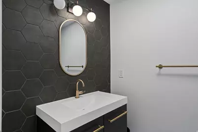 1740 N 500 E, Provo, UT 84604 - Photo 37