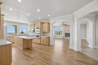 220 E Ridge Rd, Orem, UT 84057 - Photo 7