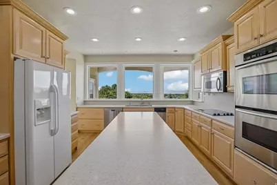 220 E Ridge Rd, Orem, UT 84057 - Photo 9