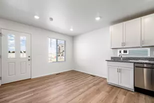 541 N Beaver Ln, Saratoga Springs, UT 84045 - Photo 3