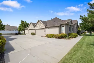 10797 S Wynview Ln, South Jordan, UT 84095 - Photo 33