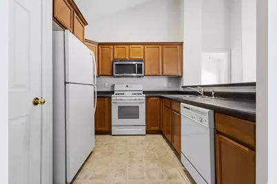 10797 S Wynview Ln, South Jordan, UT 84095 - Photo 7