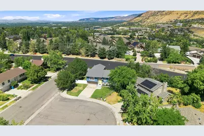 3173 E Barnhill Bay, Cottonwood Heights, UT 84121 - Photo 29