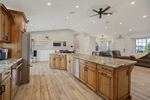 4327 W 9380 S, West Jordan, UT 84088 - Photo 9
