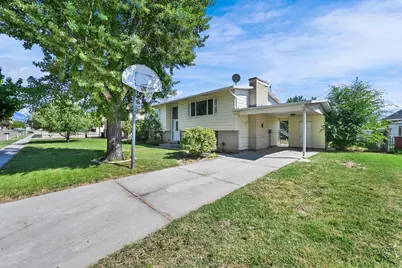 1439 W 2600 N, Clinton, UT 84015 - Photo 3