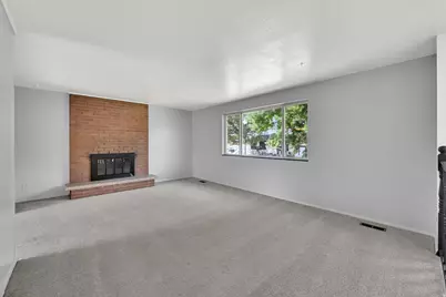 1439 W 2600 N, Clinton, UT 84015 - Photo 5