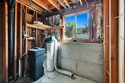 1439 W 2600 N, Clinton, UT 84015 - Photo 23