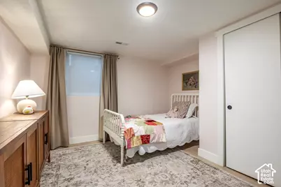2266 E Garfield Ave, Salt Lake City, UT 84108 - Photo 35