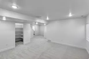 2840 W Aurora Ave, Mapleton, UT 84664 - Photo 13