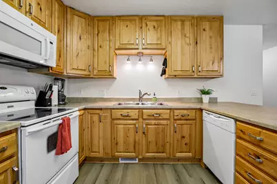2895 N Bridalwood Loop W, Lehi, UT 84043 - Photo 7
