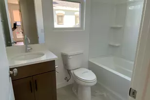 288 W Bishop Pl, Salt Lake City, UT 84103 - Photo 9