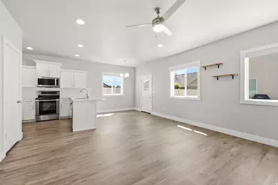2714 S 2250 W #216, West Haven, UT 84401 - Photo 5