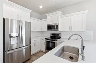 2714 S 2250 W, West Haven, UT 84401 - Photo 7