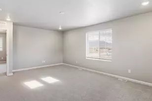 129 N Provo River Rd, Saratoga Springs, UT 84045 - Photo 17