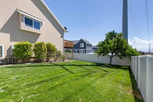2801 N Wyndom Wy, Layton, UT 84040 - Photo 39
