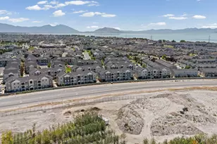 88 W Silver Dr, Vineyard, UT 84059 - Photo 9