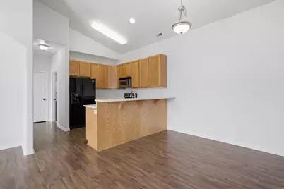 162 Birmingham Ln, North Salt Lake, UT 84054 - Photo 7