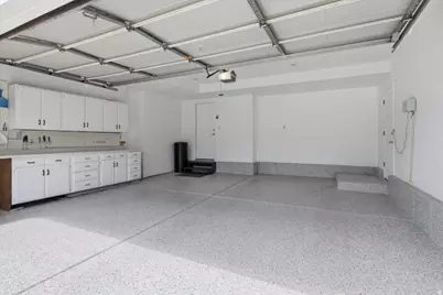 2313 E Rockview Dr, Sandy, UT 84092 - Photo 25