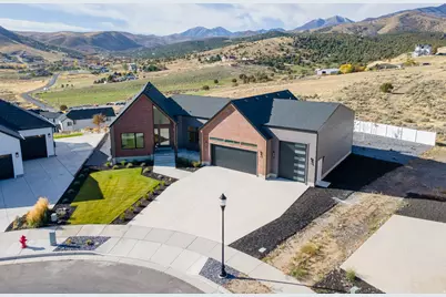 7371 W Summit Crest Cir, Herriman, UT 84096 - Photo 41