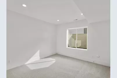 7371 W Summit Crest Cir, Herriman, UT 84096 - Photo 31