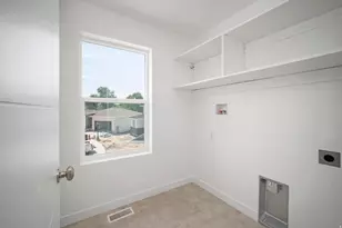228 W Waterstone Circle, Murray, UT 84107 - Photo 13