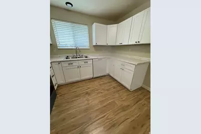 2083 S California Ave #C, Provo, UT 84606 - Photo 21