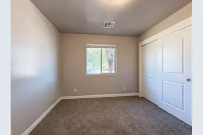 50 W Masterpiece Cir, Washington, UT 84780 - Photo 15