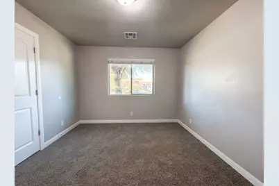 50 W Masterpiece Cir, Washington, UT 84780 - Photo 11