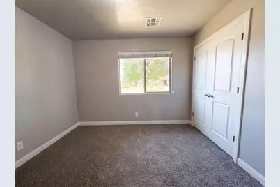 50 W Masterpiece Cir, Washington, UT 84780 - Photo 13