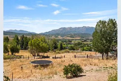 9145 E Kelly Dr N, Huntsville, UT 84317 - Photo 23