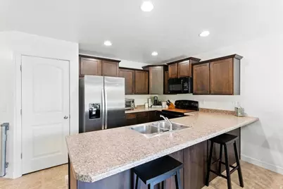 1187 W Seraphim Ct, Layton, UT 84041 - Photo 7