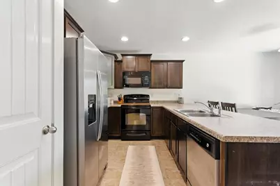 1187 W Seraphim Ct, Layton, UT 84041 - Photo 9