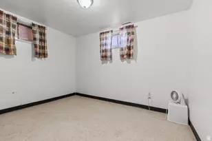 1146 E Harrop S, Ogden, UT 84403 - Photo 25