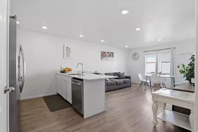 1068 E Scuttlebutt Ln, Saratoga Springs, UT 84045 - Photo 7