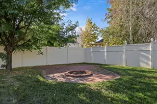 2258 W 2175 S, Syracuse, UT 84075 - Photo 29