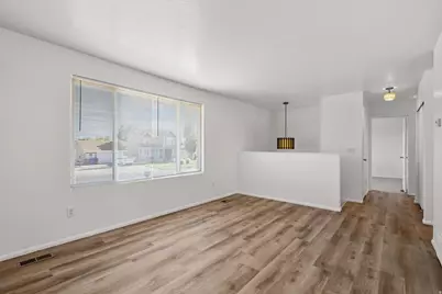 2258 W 2175 S, Syracuse, UT 84075 - Photo 5