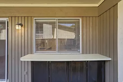 327 Peach Ln, Bountiful, UT 84010 - Photo 25