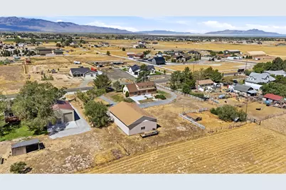 4468 N Droubay Rd E, Erda, UT 84074 - Photo 51