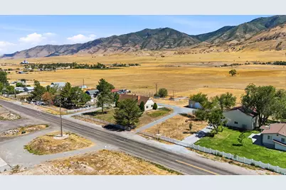4468 N Droubay Rd E, Erda, UT 84074 - Photo 53