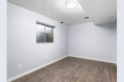 5945 S Greenwood Dr W, Murray, UT 84123 - Photo 21