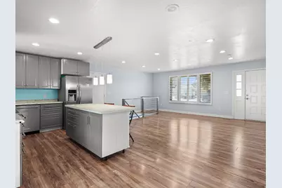 5945 S Greenwood Dr W, Murray, UT 84123 - Photo 7
