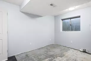 5945 S Greenwood Dr W, Murray, UT 84123 - Photo 23