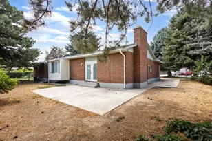 7503 S Paddington Cir W, West Jordan, UT 84084 - Photo 17