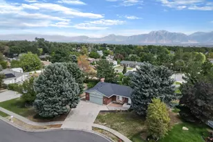 7503 S Paddington Cir W, West Jordan, UT 84084 - Photo 3
