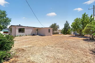 330 N Main St, Leeds, UT 84746 - Photo 3