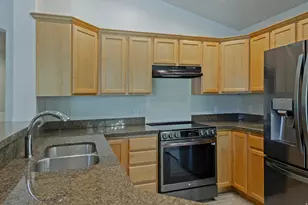 880 E Red Sage Ln, Millcreek, UT 84107 - Photo 13