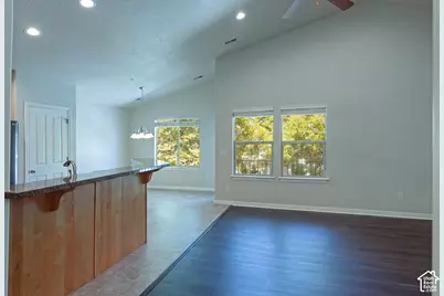 880 E Red Sage Ln, Millcreek, UT 84107 - Photo 9