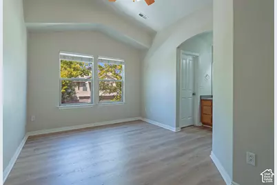 880 E Red Sage Ln, Millcreek, UT 84107 - Photo 17